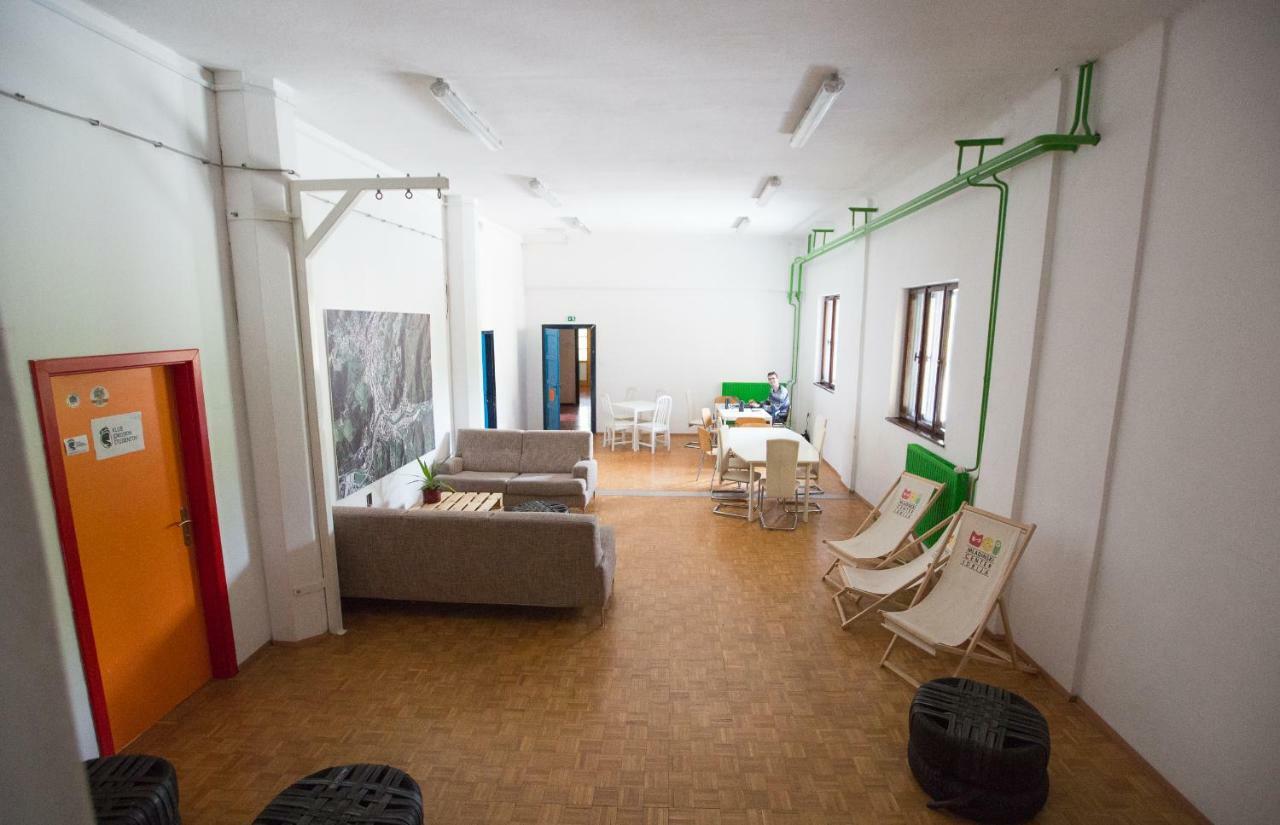 Hostel Idrija Exteriér fotografie