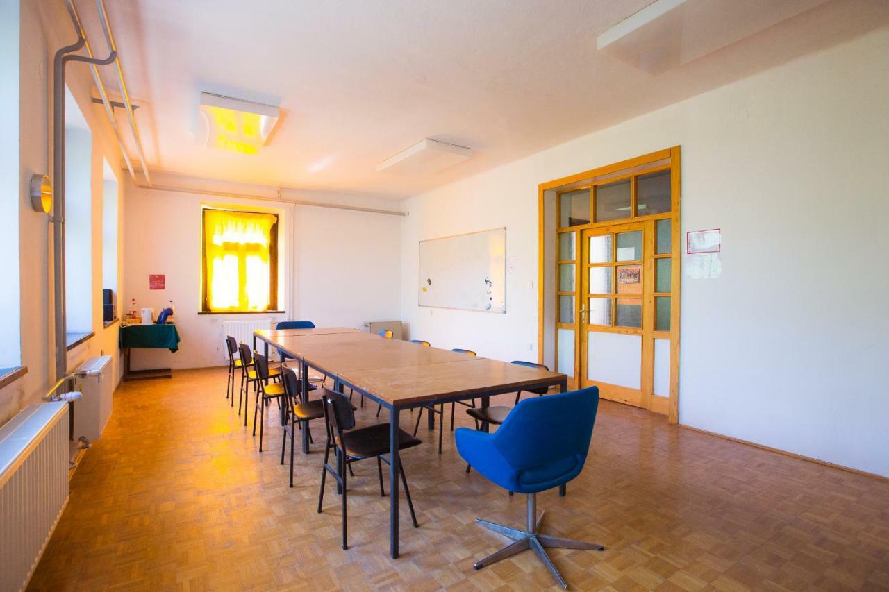 Hostel Idrija Exteriér fotografie